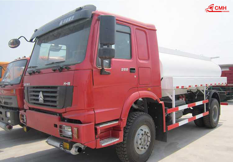SINOTRUK HOWO Fuel Tank Truck