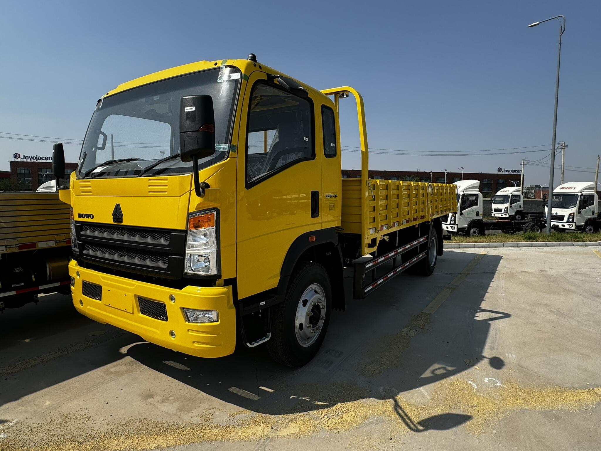 Découvrez les Meilleurs Petits Camions 4x4 Adaptés à Vos Besoins