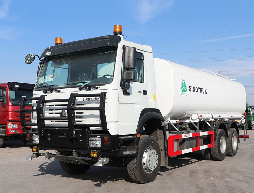 SINOTRUK HOWO WATER TANKER