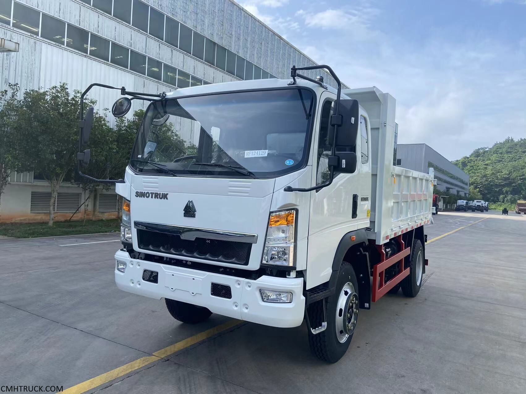 SINOTRUK HOWO 10 TON DUMP TRUCK FOR SALE