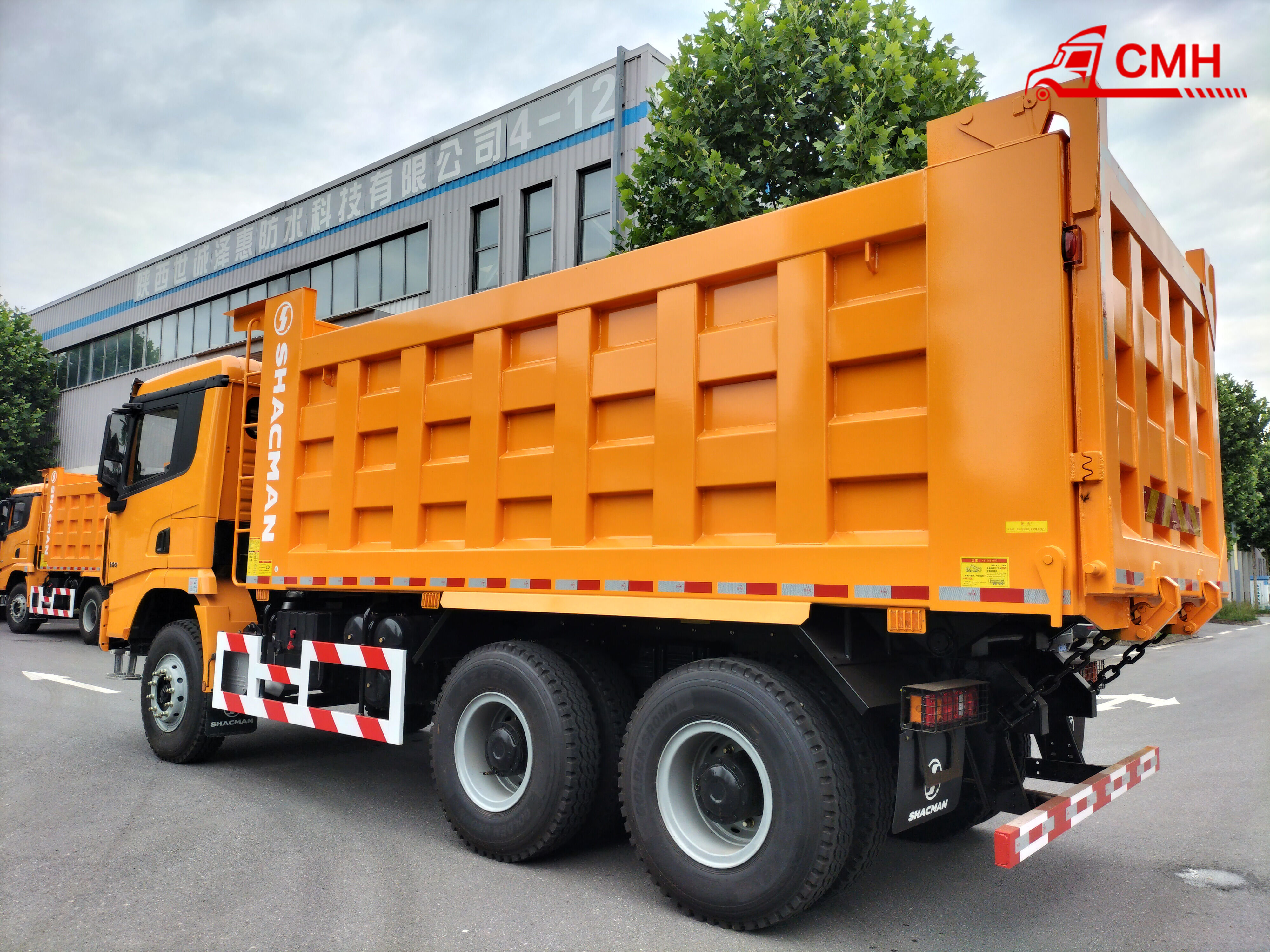 The China-made SHACMAN X3000 dump truck