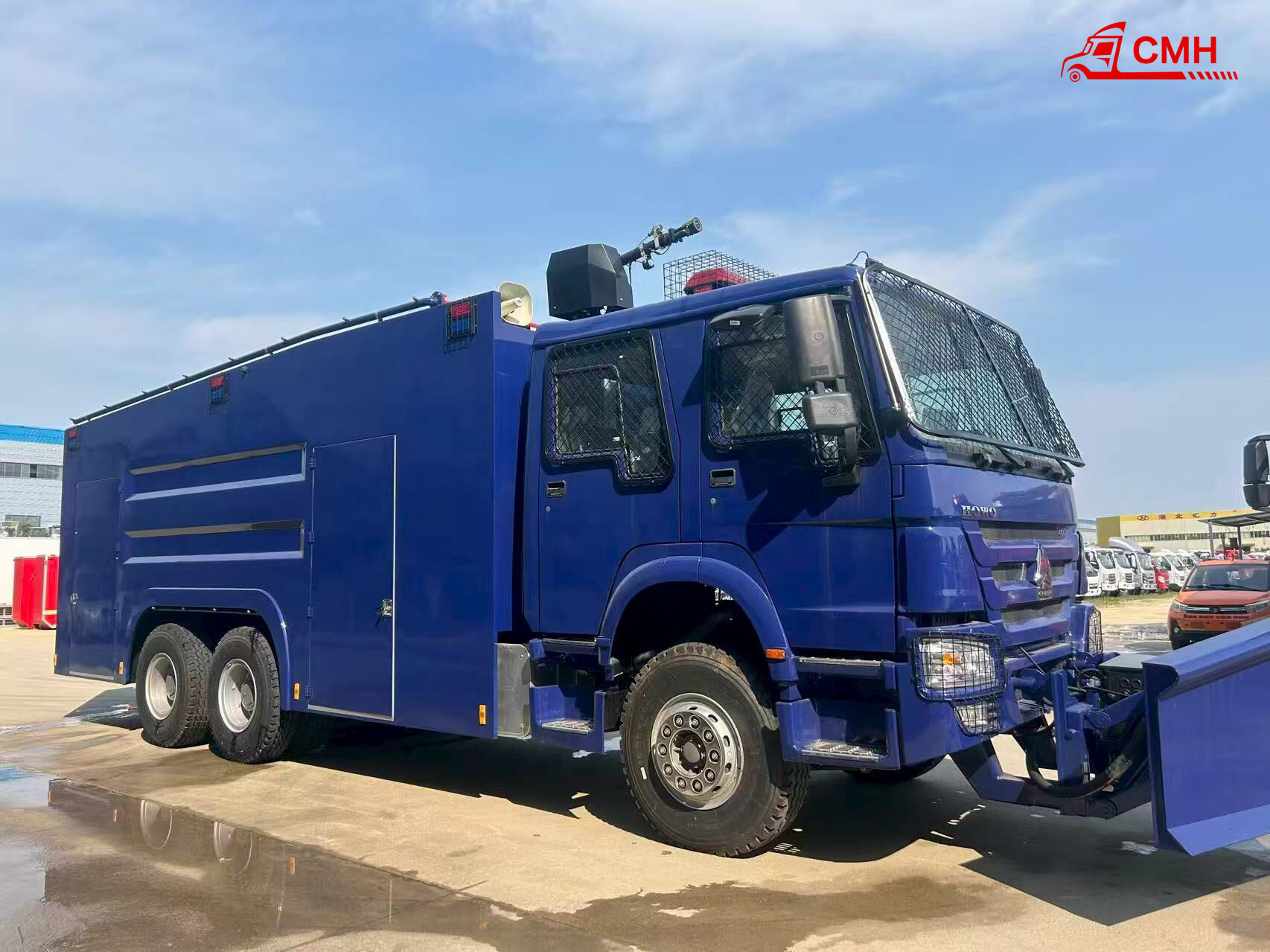 SINOTRUK HOWO BRAND NEW 6x4 ANTI-RIOT WATER CANNON TRUCKLEFT HAND DRIVE ON SALE