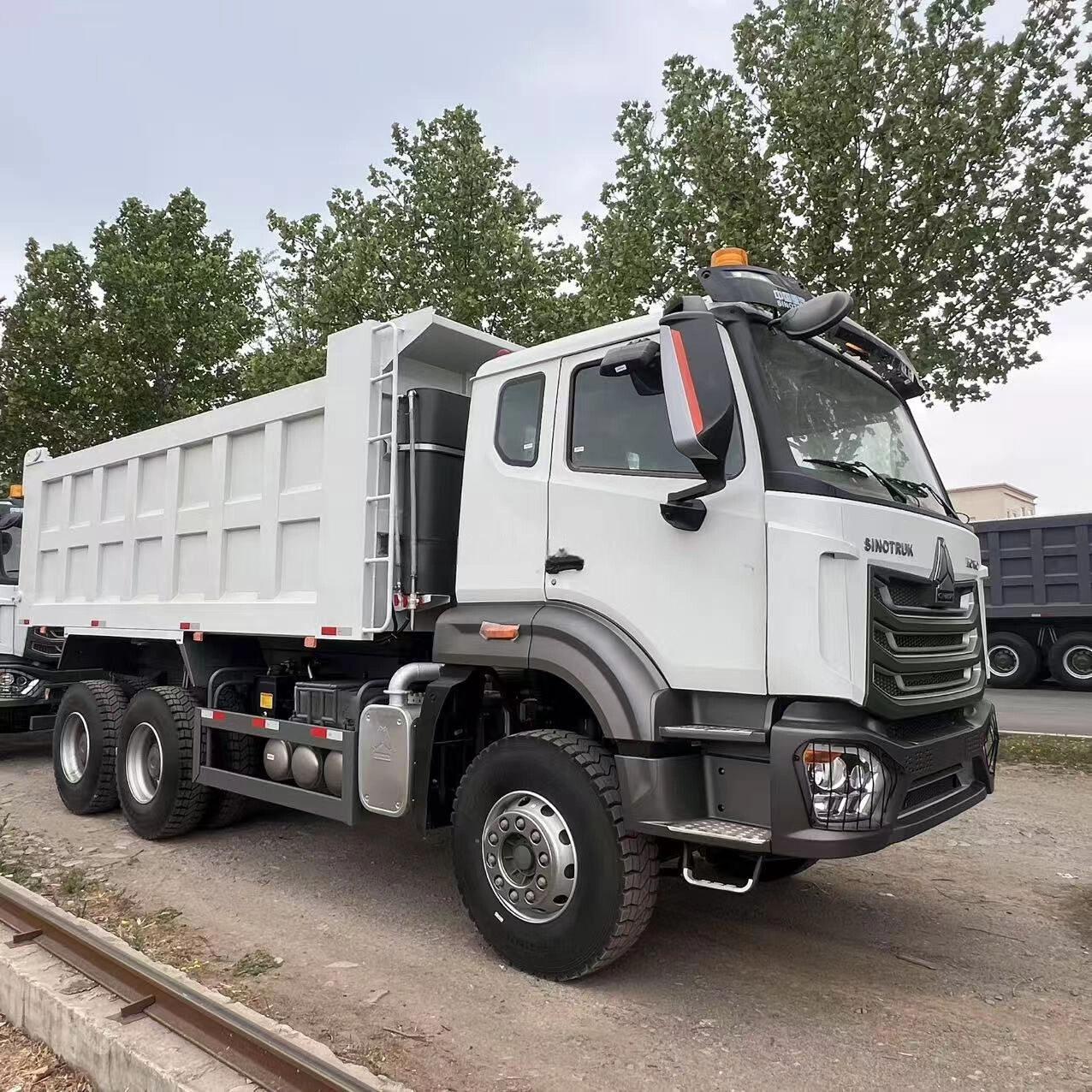 Neu Sinotruk Howo Nx 371 380 400 PS Bauxit-Transport schwerer Kipper