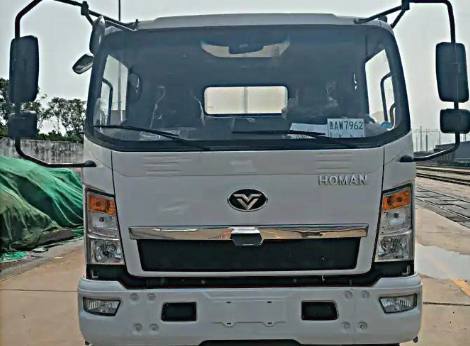 Sinotruck HOMAN 4x2 Cargo Truck 8-10 Tons 130hp Euro 3