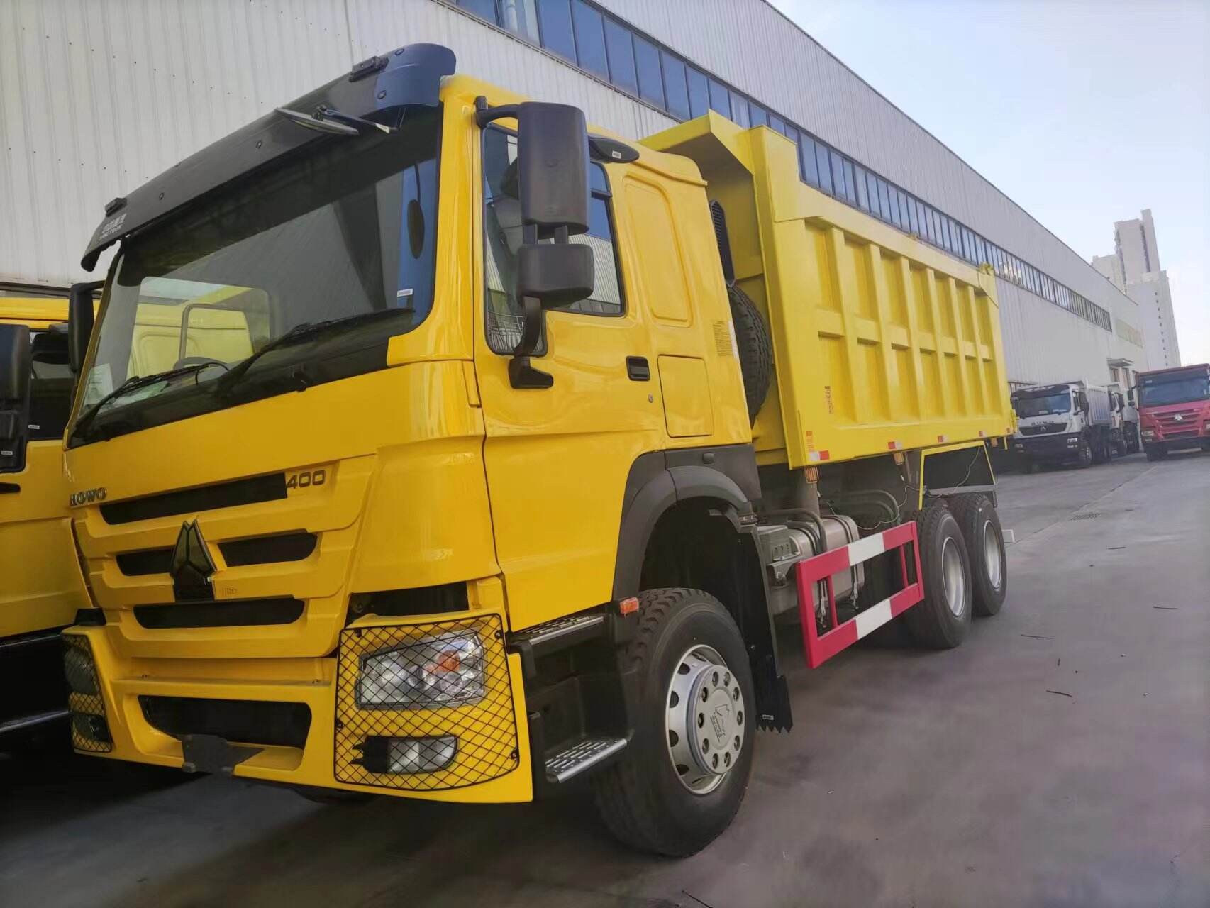 Sinotruk howo Dump truck 400 hp brand new one for sale discount price