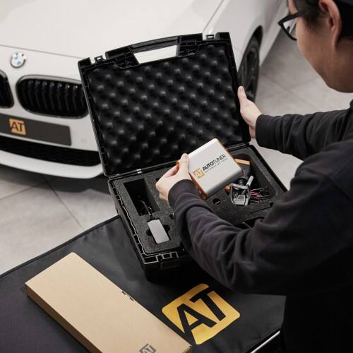 Herramienta de programación de unidades de control electrónico (ECU) y unidades de control de transmisión (TCU) para automóviles AutoTuner