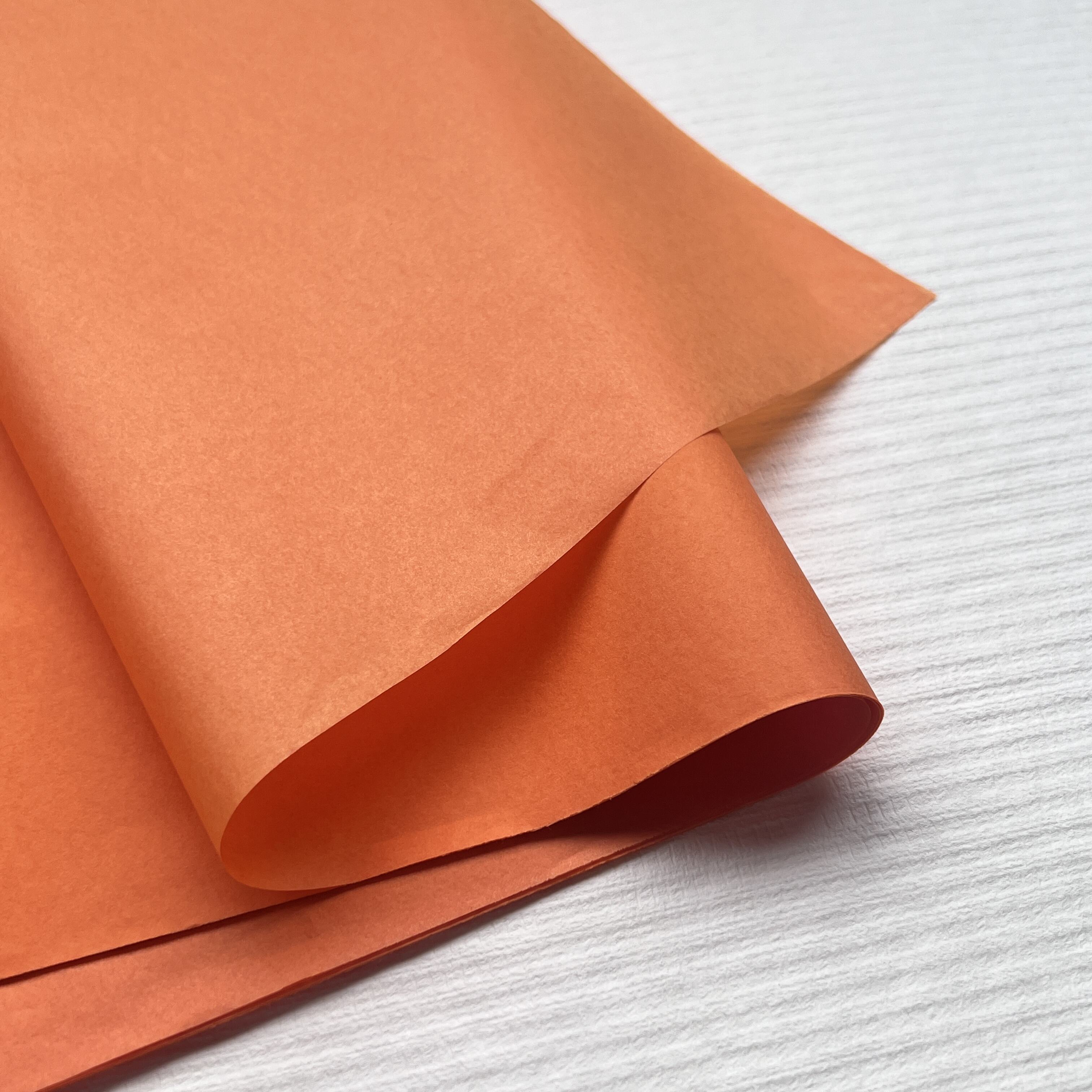 Premium dekorativ blomsterindpakningspapir