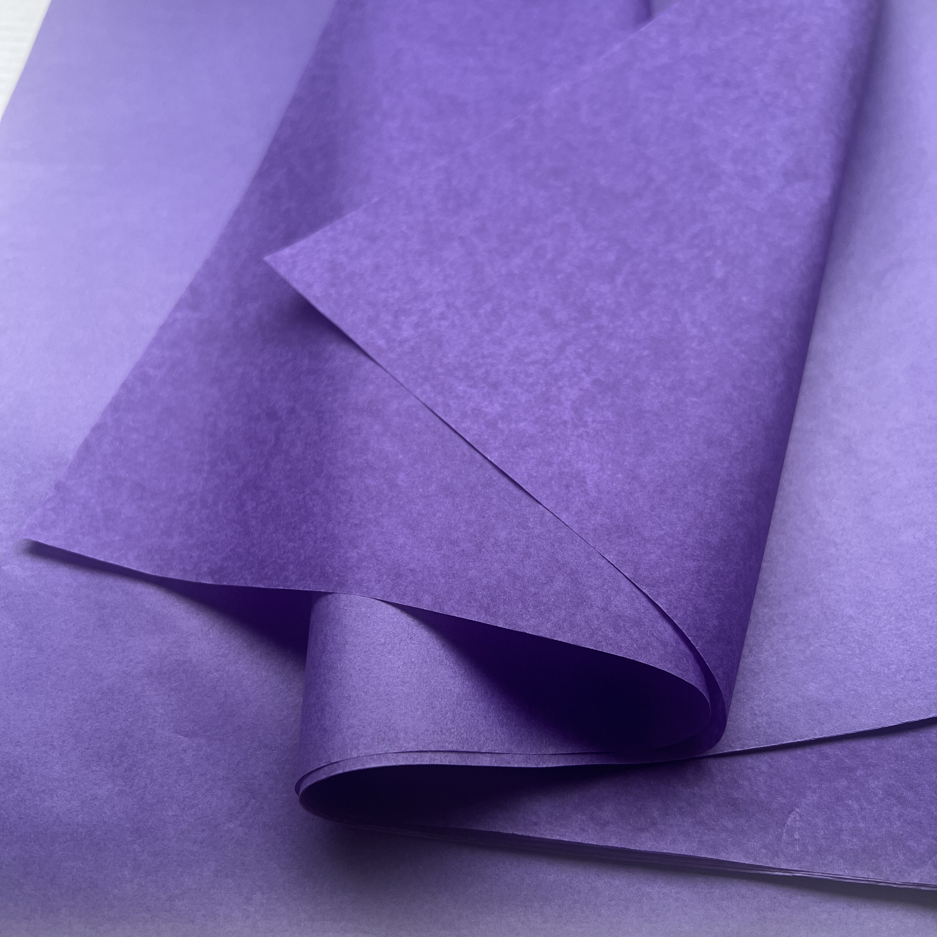 Ngriji Përvojën Tuaj të Dhurimeve me Letër Paketime Personalizuar