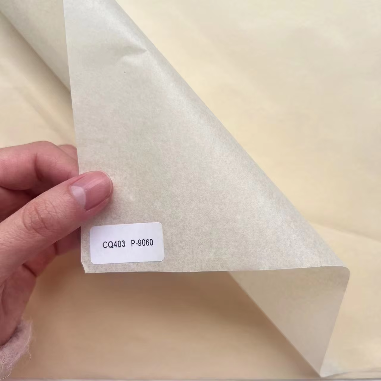 White FSC Colored Tissue Paper Sheets: Eco-Friendly Packaging for Apples