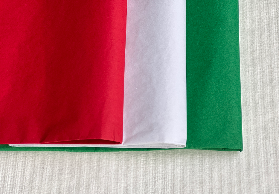 Black Gift Tissue Paper: Perfect for Luxury Presents.