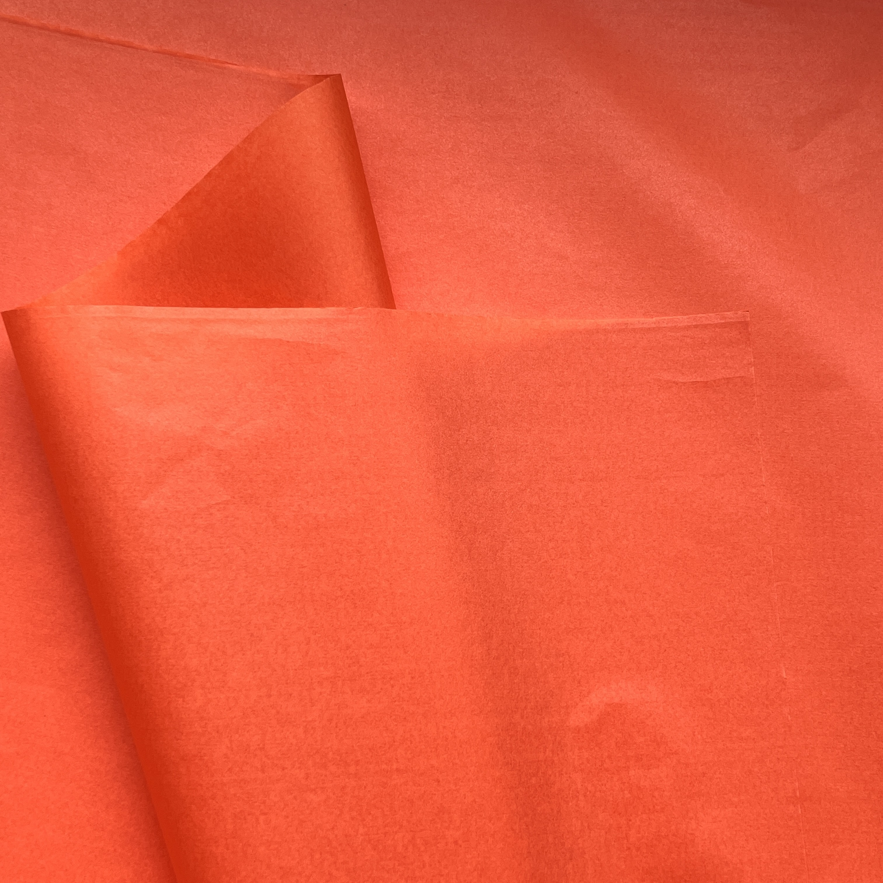 Gift Wrapping for Clothes: Protect and Decorate.