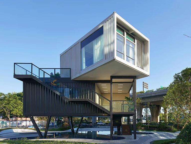 บ้านจากตู้คอนเทนเนอร์ – บ้านโมดูลาร์ราคาไม่แพงและยั่งยืนที่สร้างจากตู้คอนเทนเนอร์ขนส่งรีไซเคิล