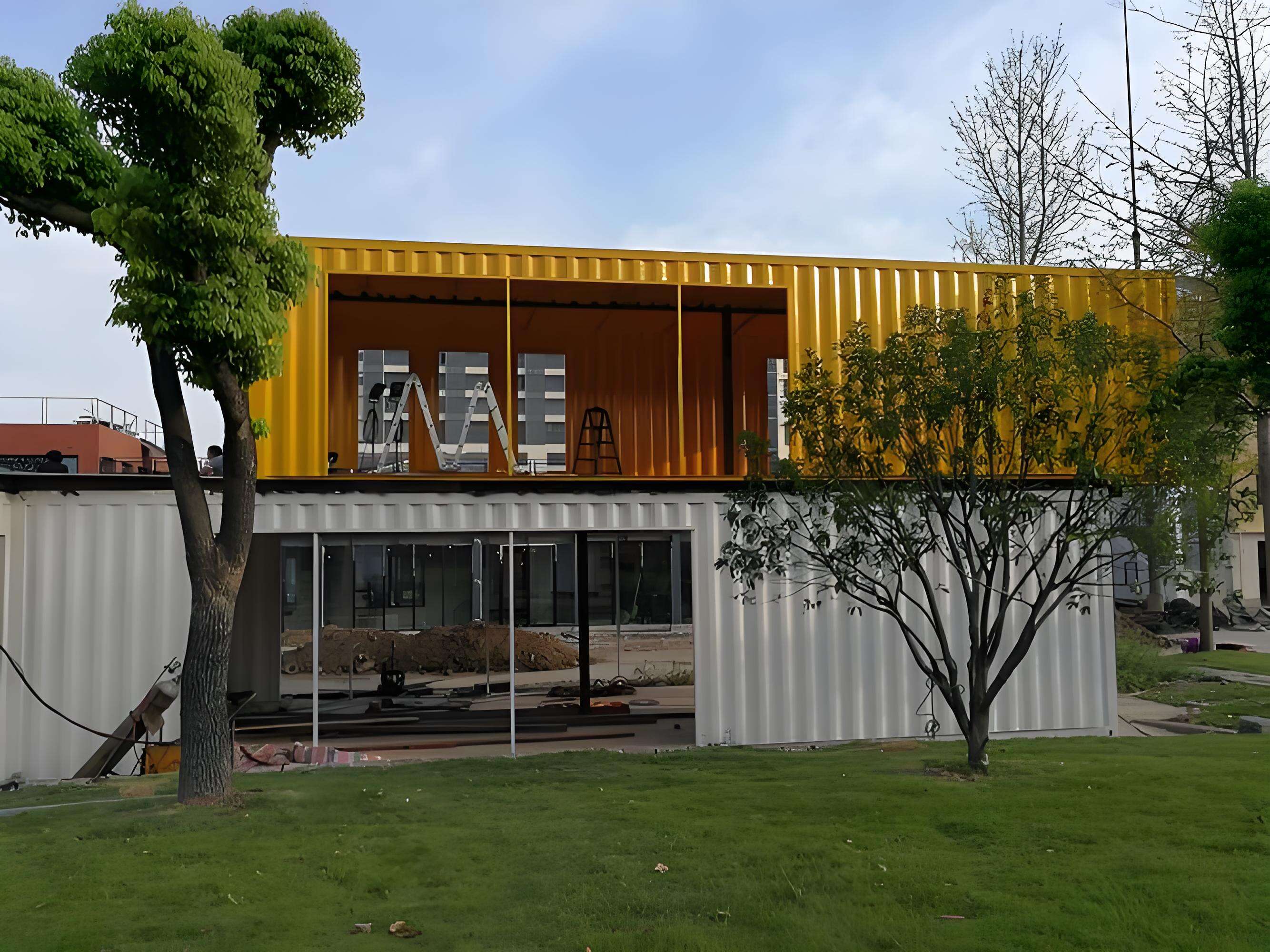 House in a Container – Affordable, Sustainable & Fully Customizable Shipping Container Homes