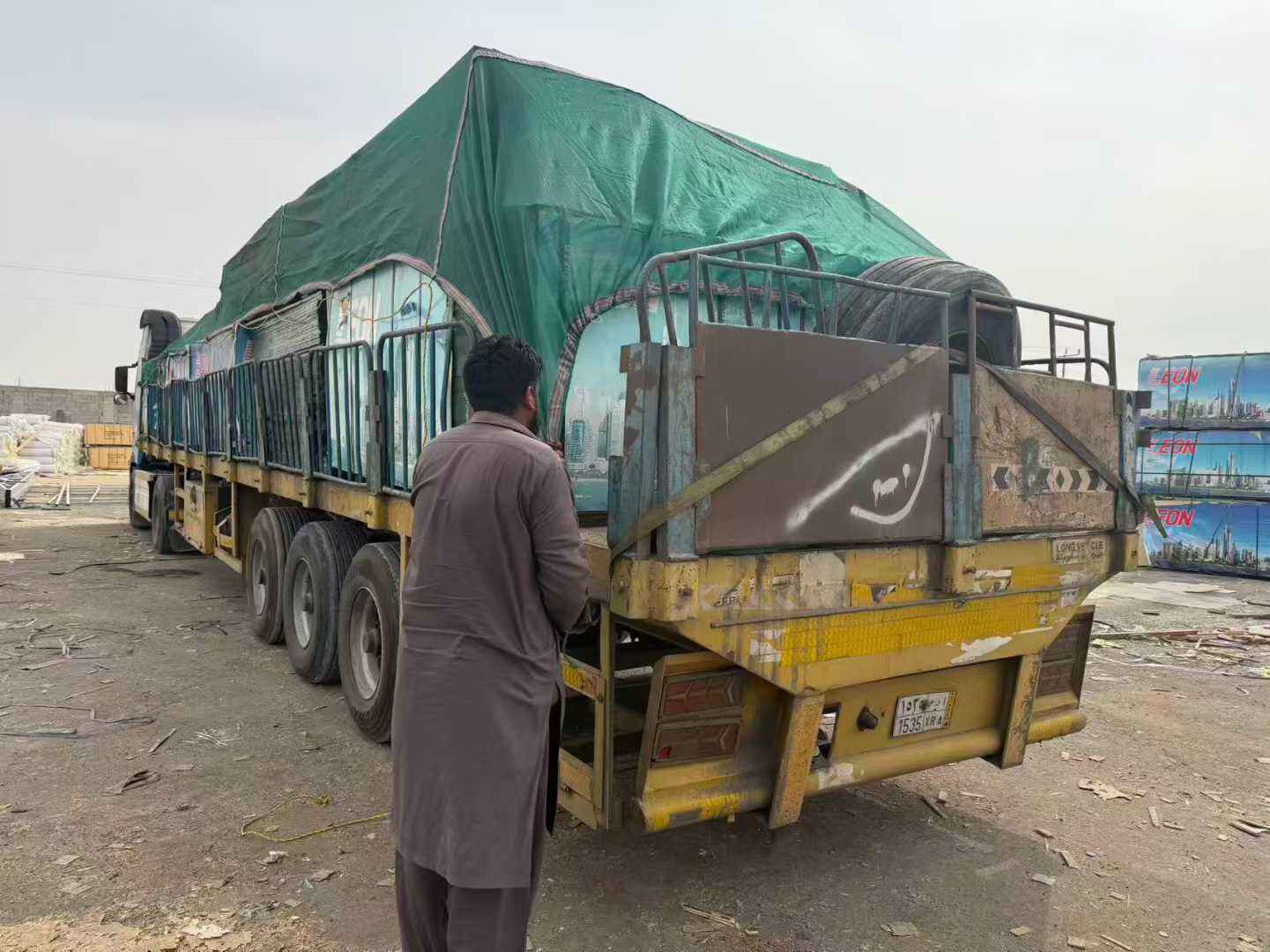 How to Choose the Right Laminated Plywood for Wholesale Purchase