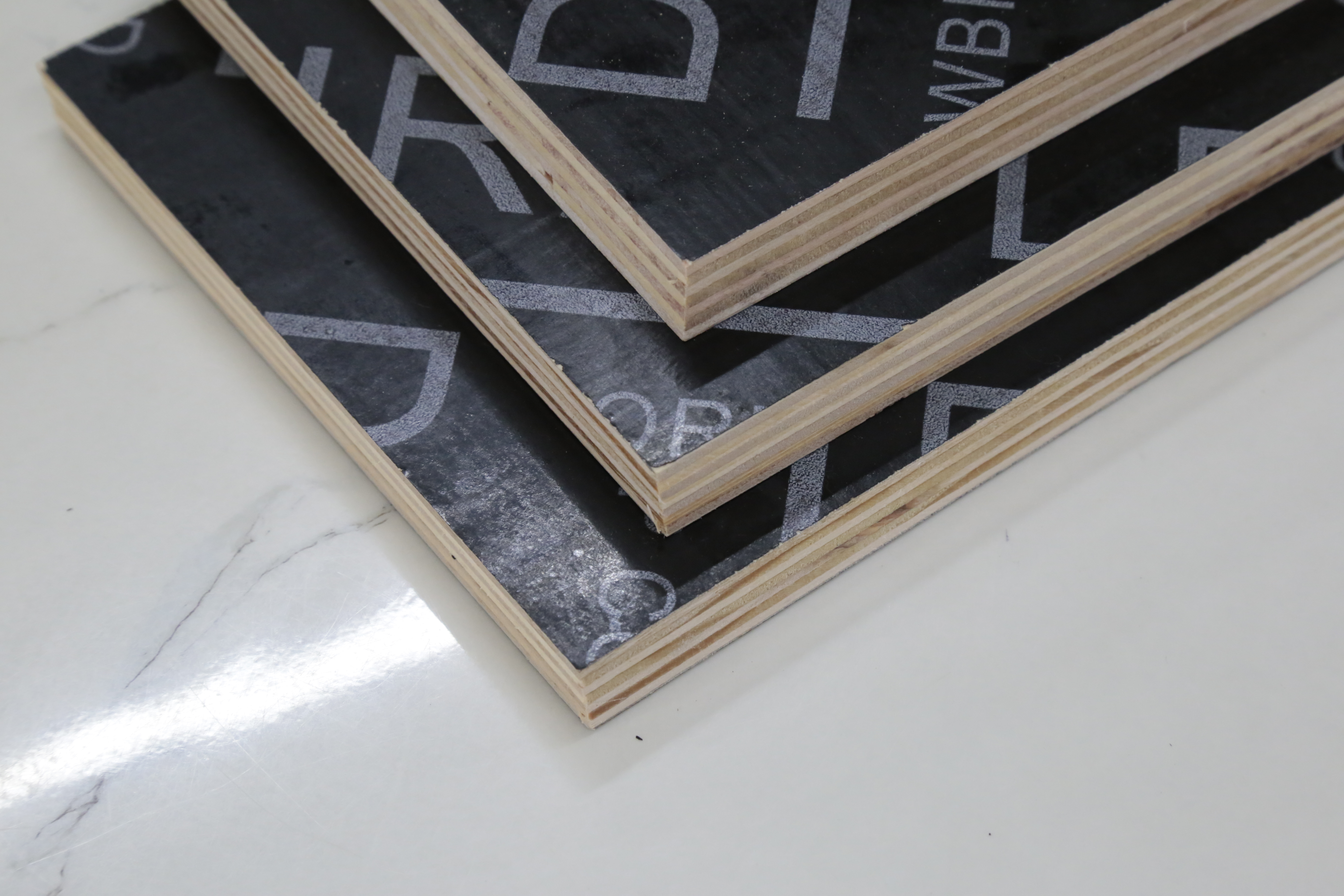 What Are the Benefits of Using Formwork Plywood in Construction?