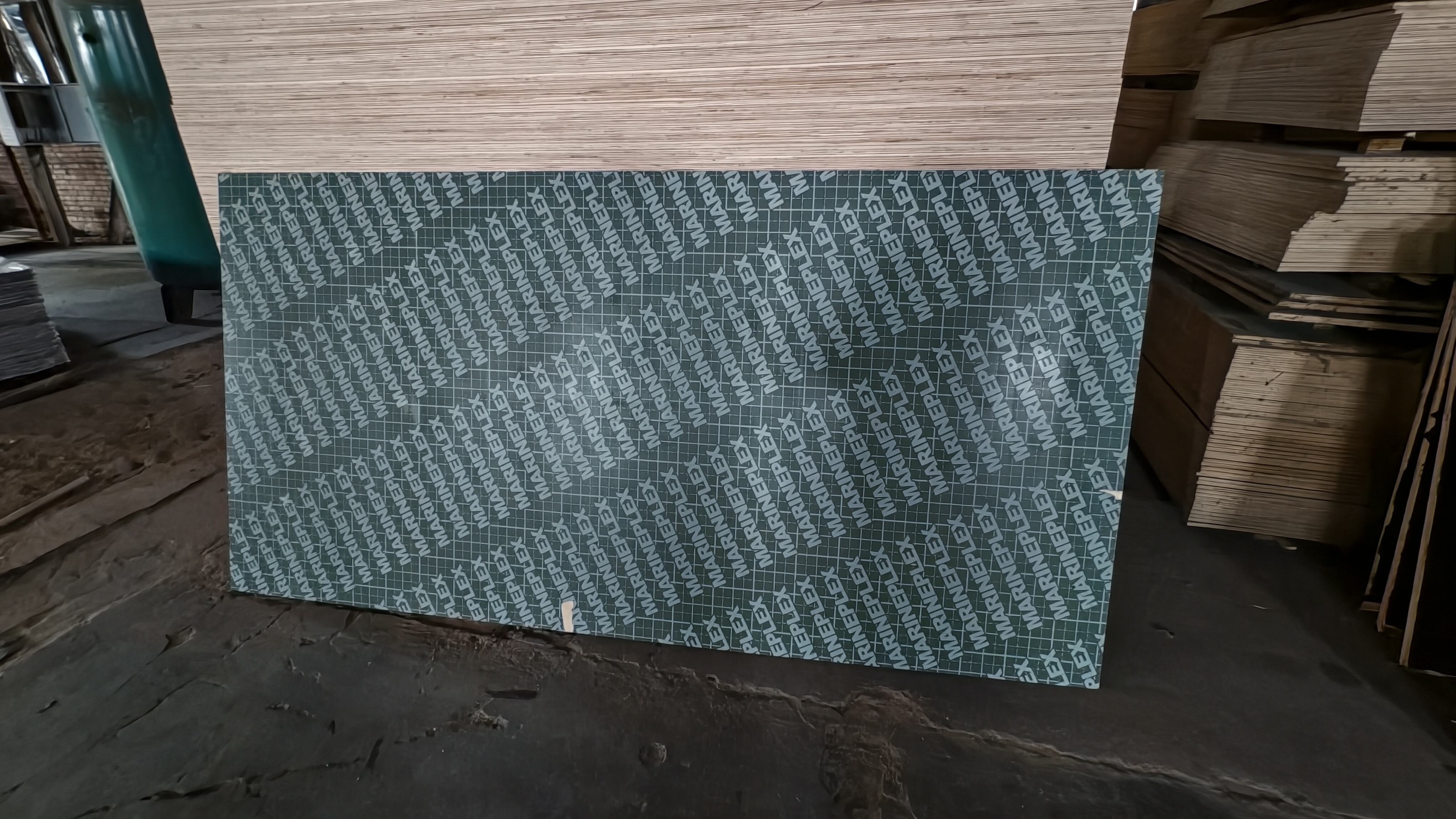 How Does Marine Plywood Differ from Regular Plywood?