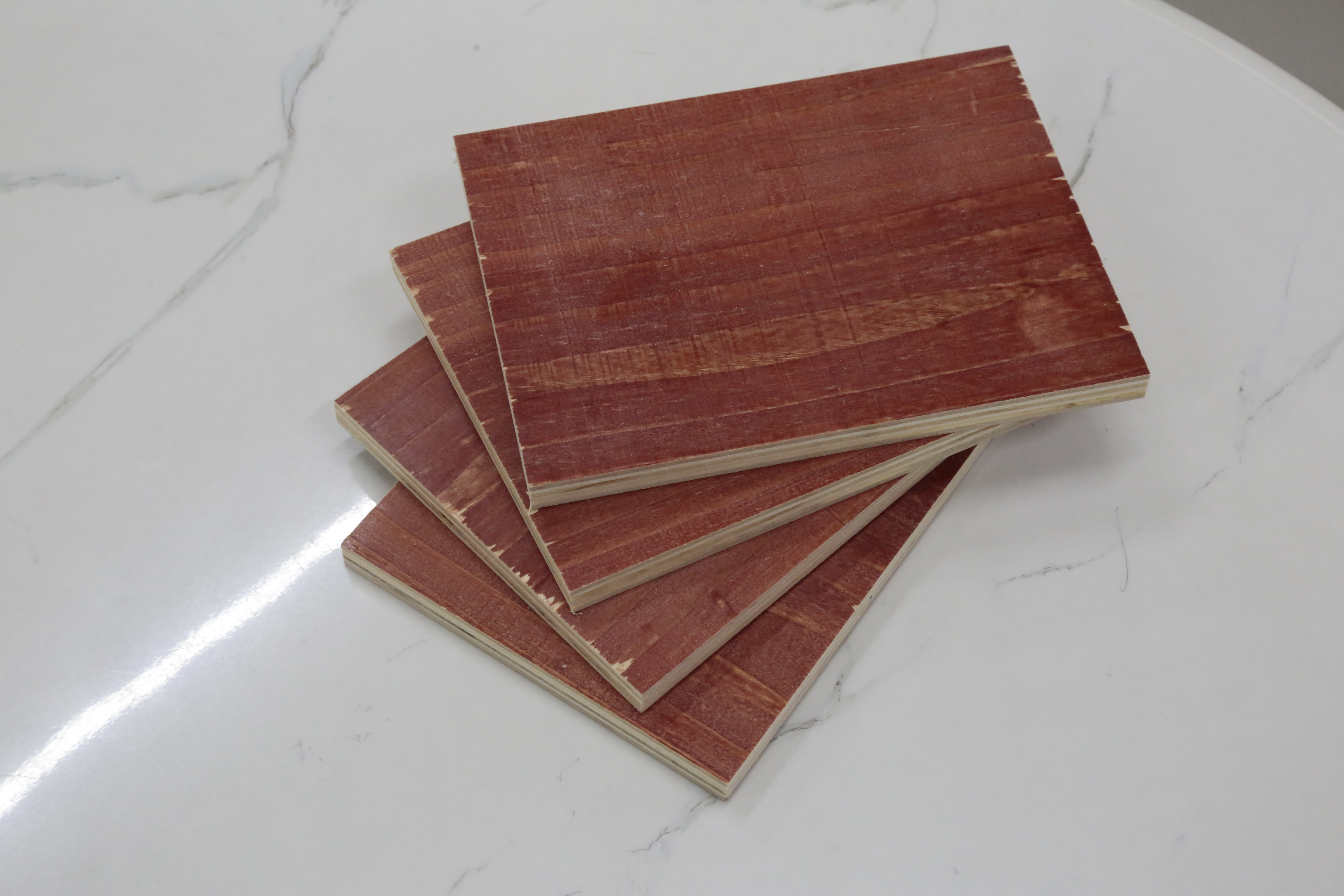 How to Order Phenolic Birch Plywood Sheets in Bulk for Your Business Needs