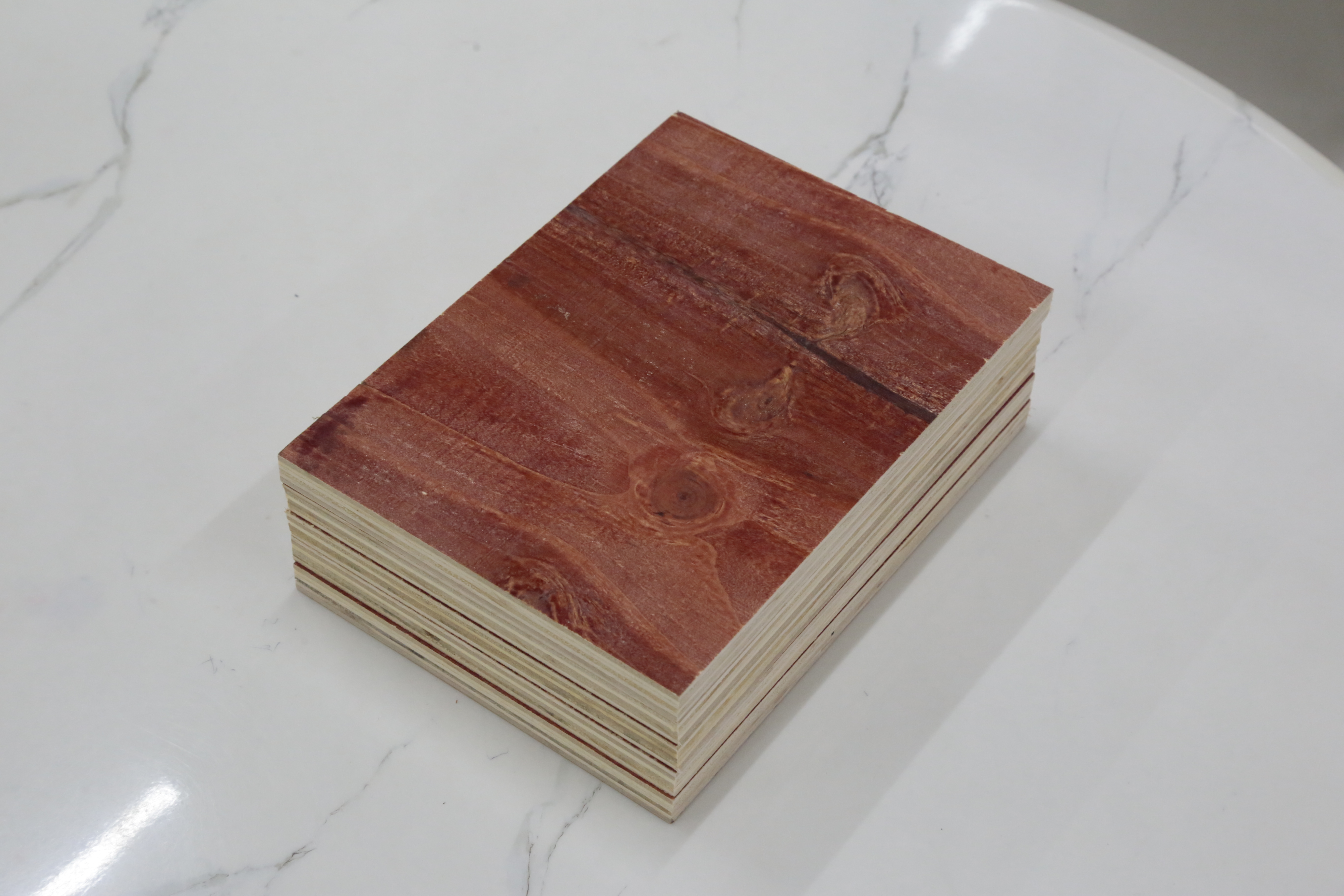 What Are the Latest Trends in 18mm Phenolic Plywood Applications?