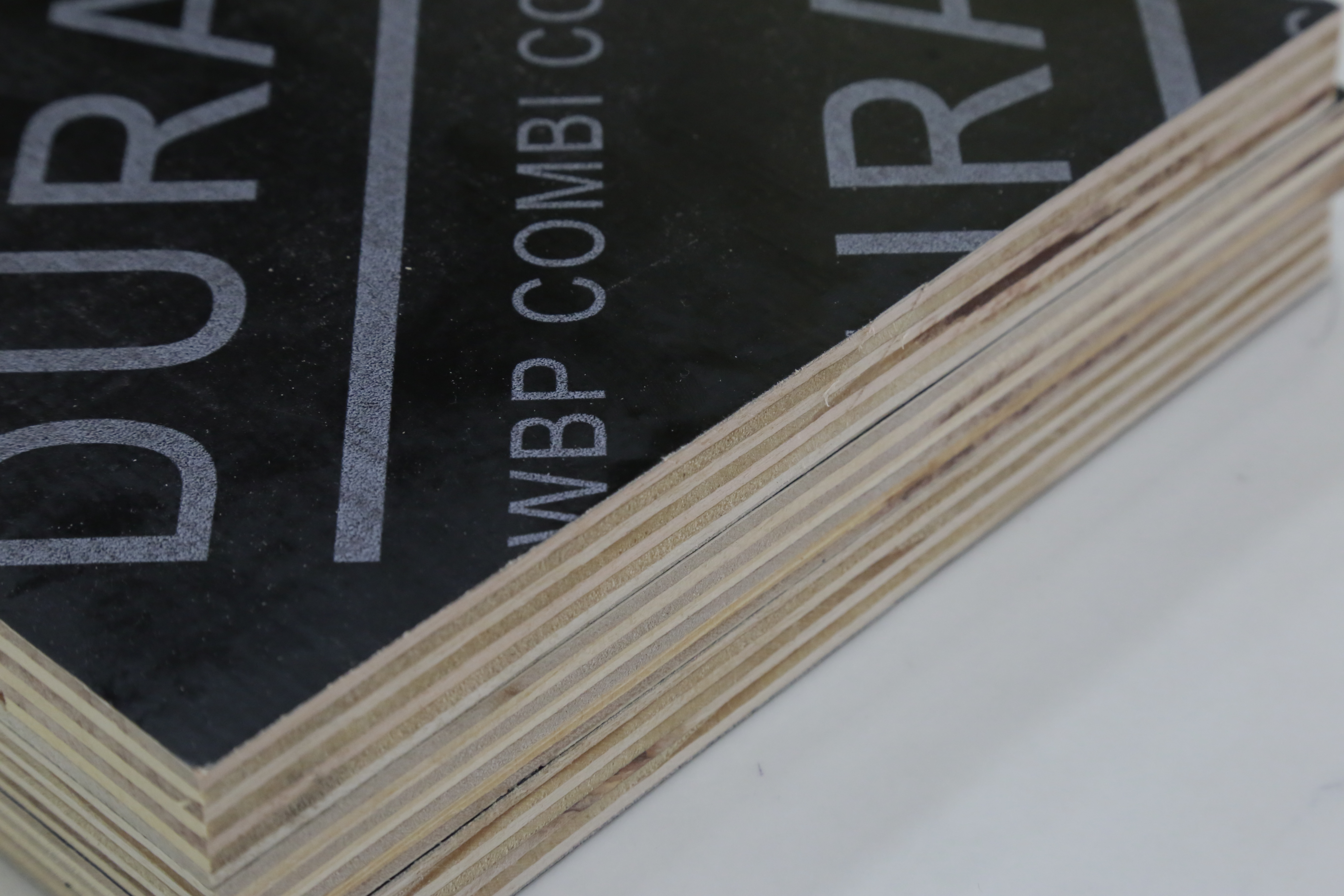 Common Usage Issues with Phenolic Hardwood Plywood and How to Avoid Them?