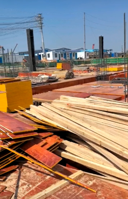 What Makes Phenolic Plywood Sheets Ideal for Outdoor and Weather-Resistant Applications?