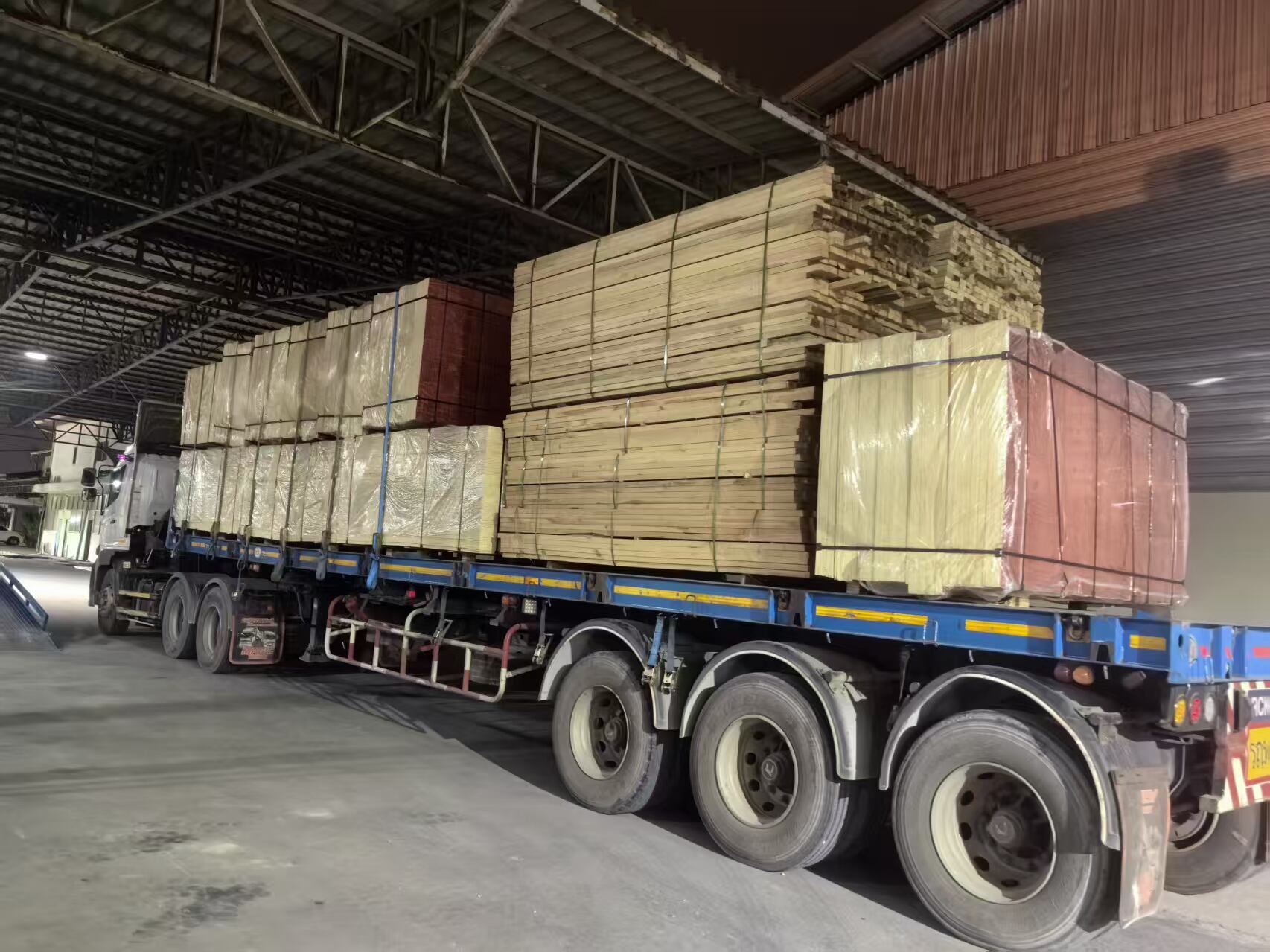 How to Identify Authentic 18mm Birch Faced Plywood for Bulk Purchases