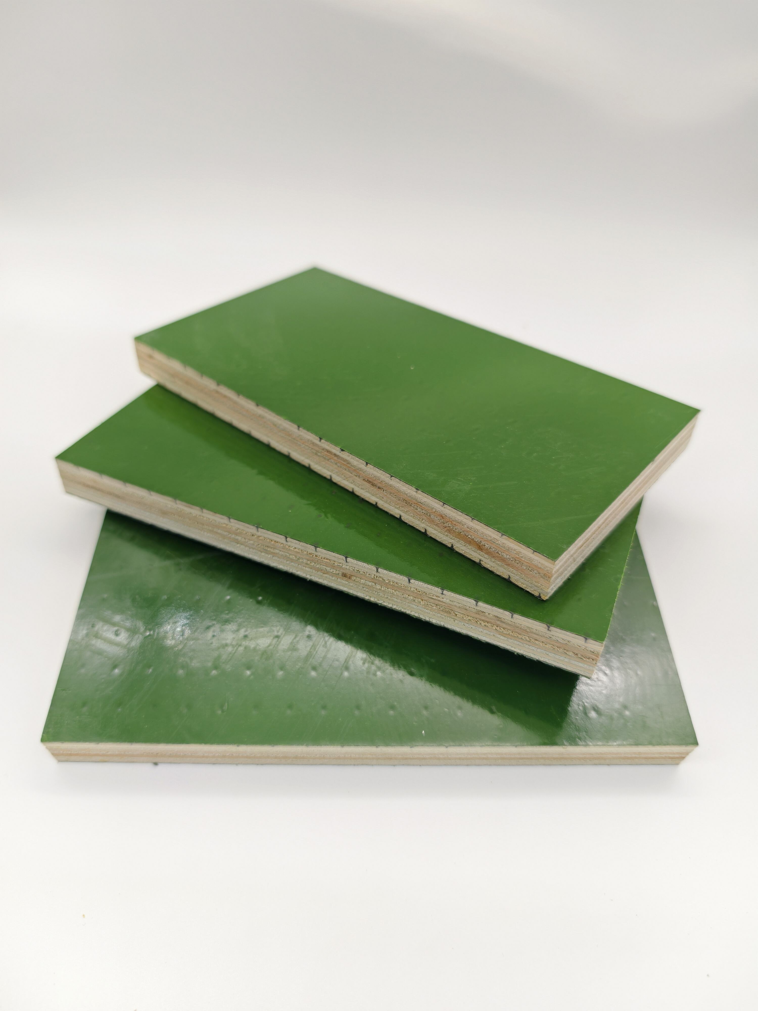 How Waterproof Hardwood Core Stands Up Against Moisture and Humidity