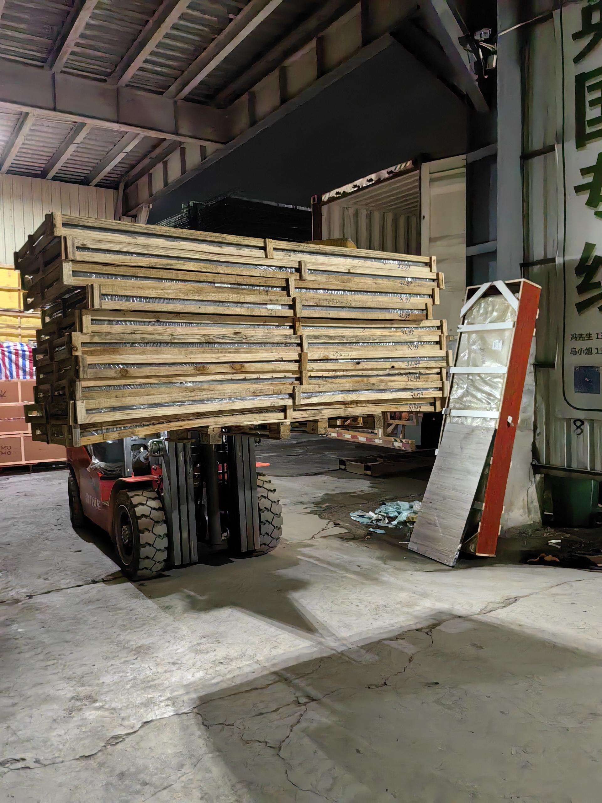 What Factors Make Oversized Transportation Reliable for Heavy Loads