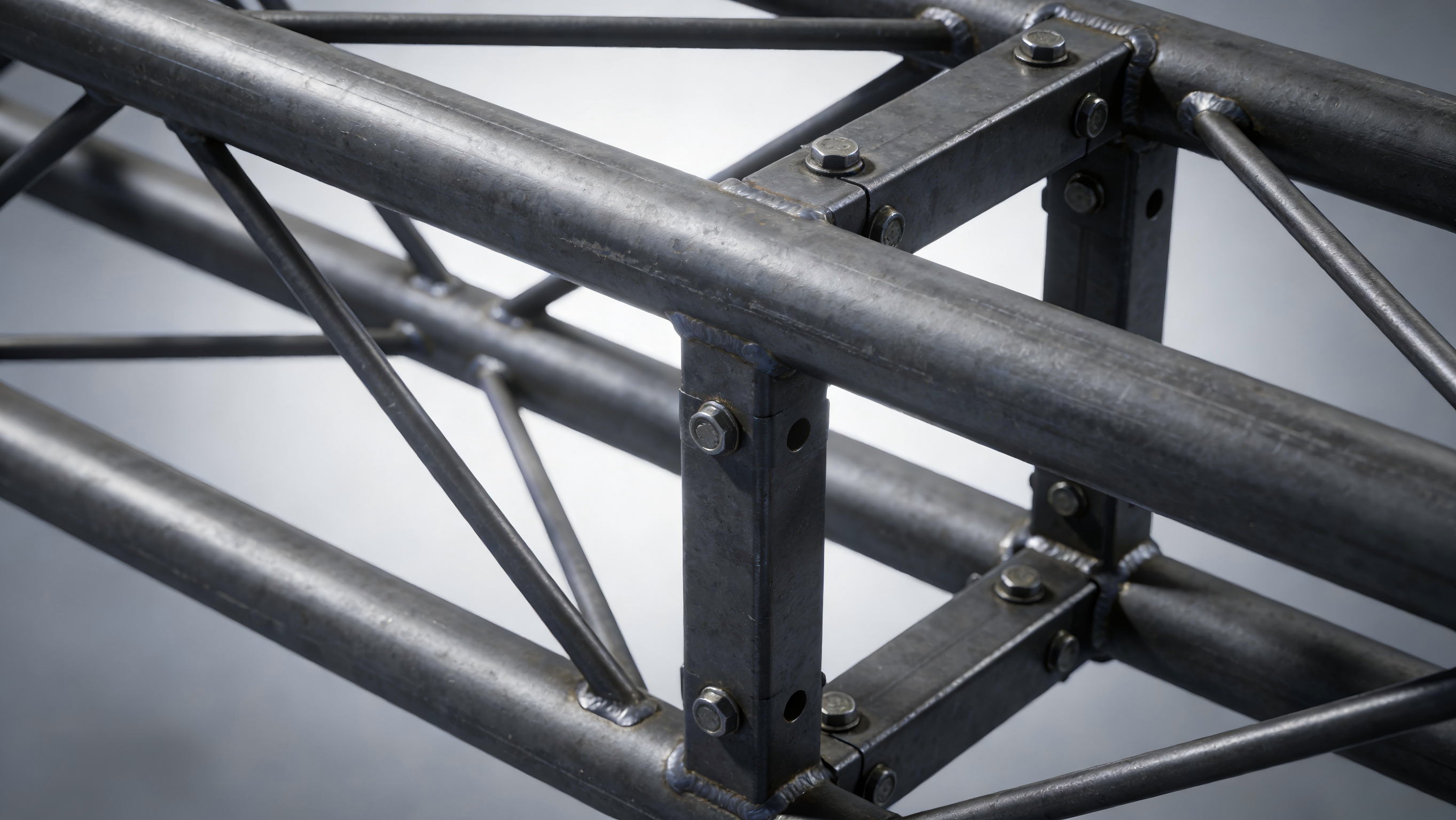 Steel Pipe Rack: Industrial Pipeline Support System, EN/ASTM Compliant ...