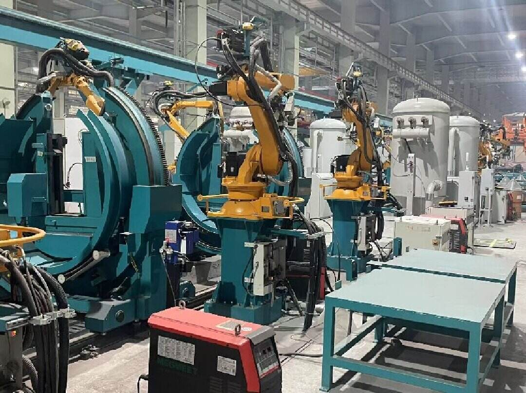 自动焊接Automatic Welding.jpg