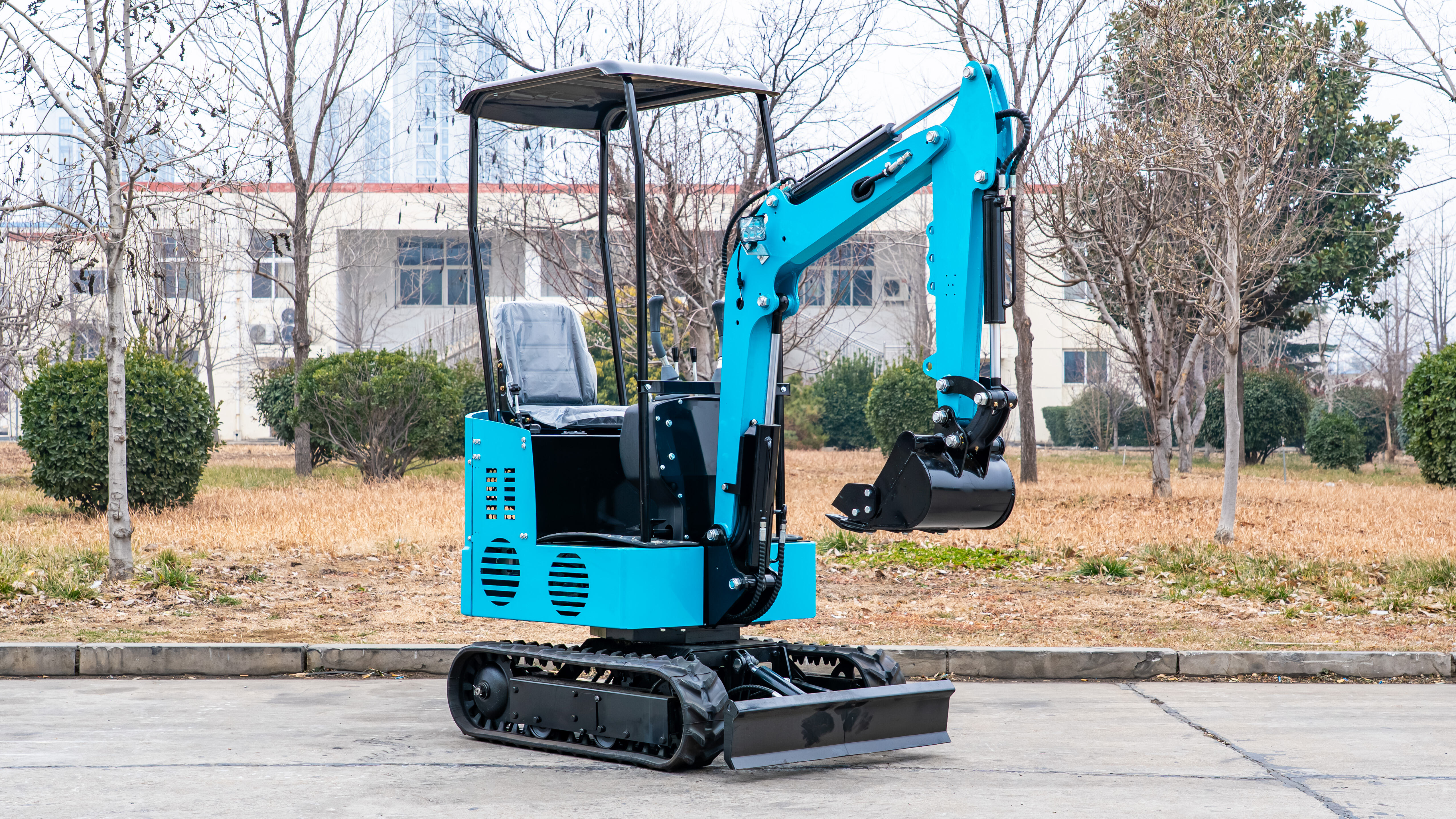 Discover the Power of Our 5 Ton Excavator for Your Construction Needs