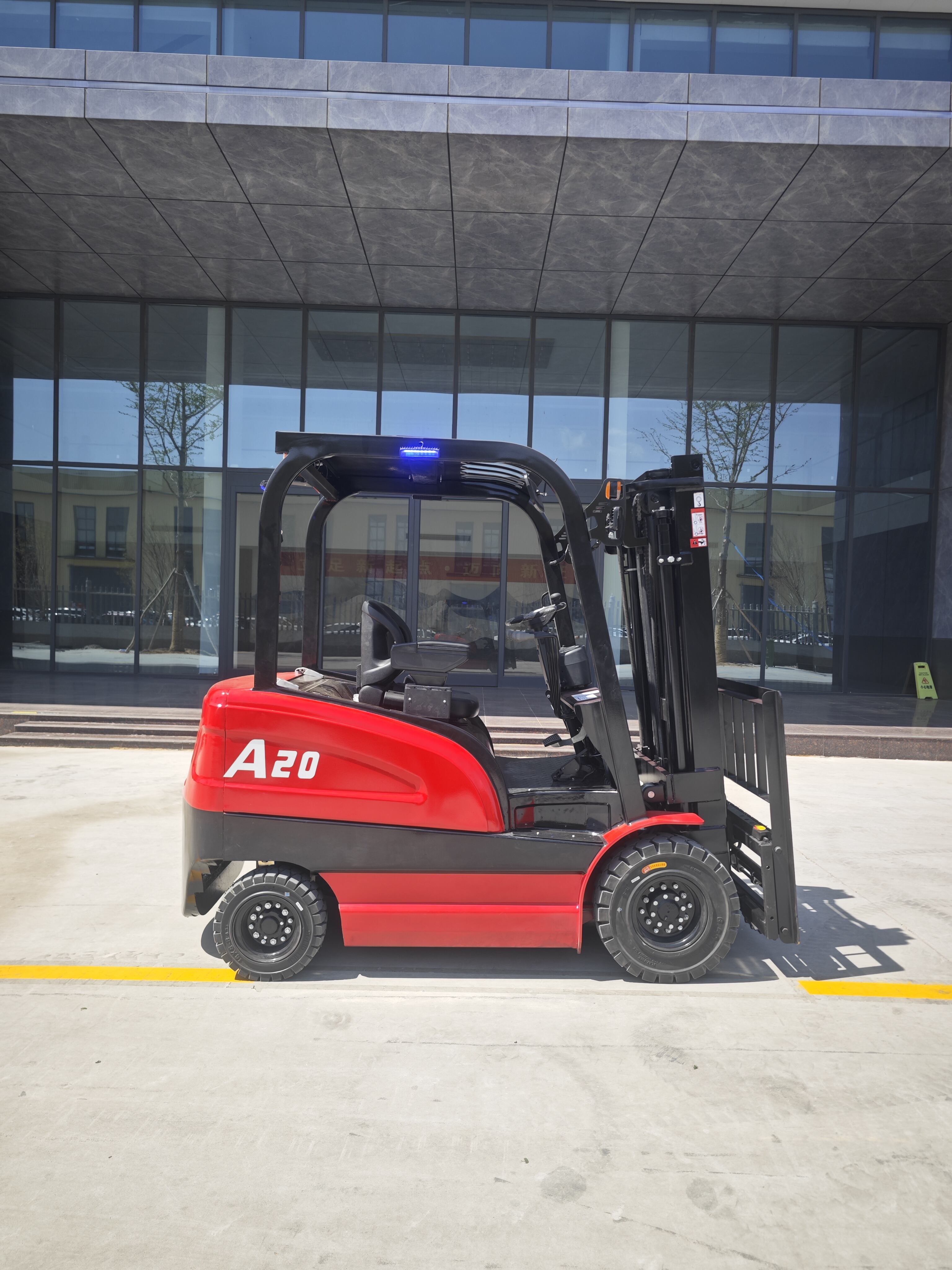  Leading Electric Forklift Company for Reliable Construction Solutions