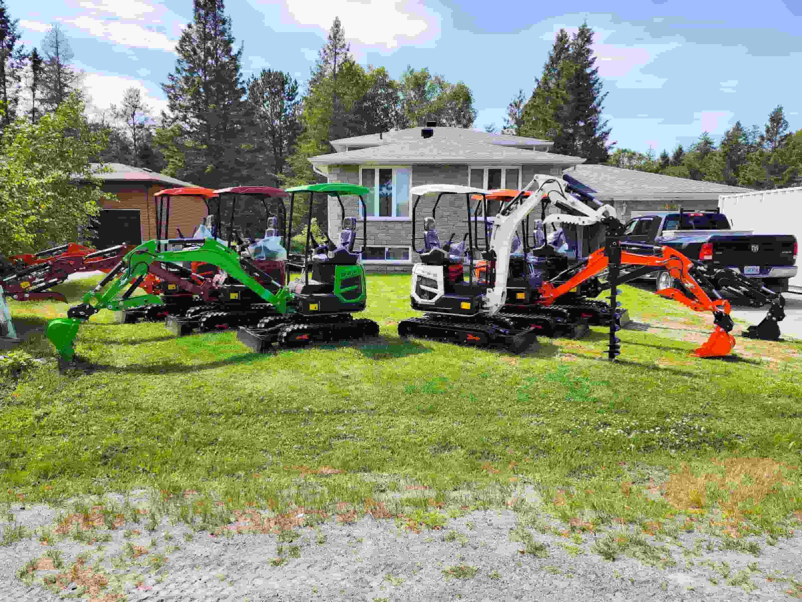 I purchased several excavators from Nuoman Machinery this time. The machines are consistent with the description, with solid workmanship, good power performance, and perfect shipping packaging. They are currently being used smoothly and I will continue to cooperate if the service remains stable.