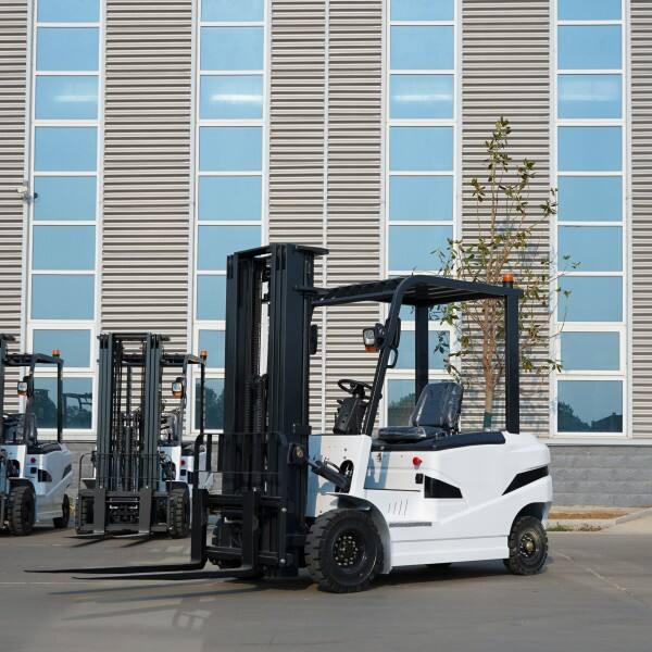 Electric Reach Truck Forklift – Optimize Your Warehouse Operations