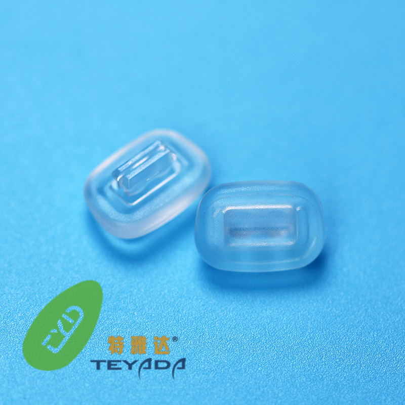 Almohadilla nasal G-632 rectangular de 12,1 mm con sistema de fijación por clip