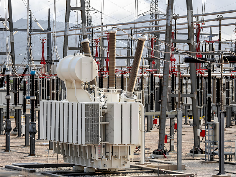Current Development Status of Reactive Power Compensation Devices