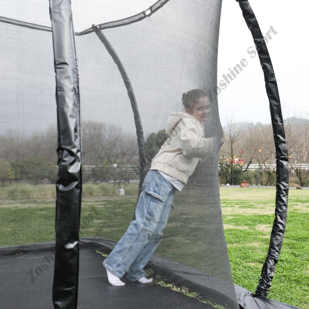 Maximized Space Efficiency and Yard Integration