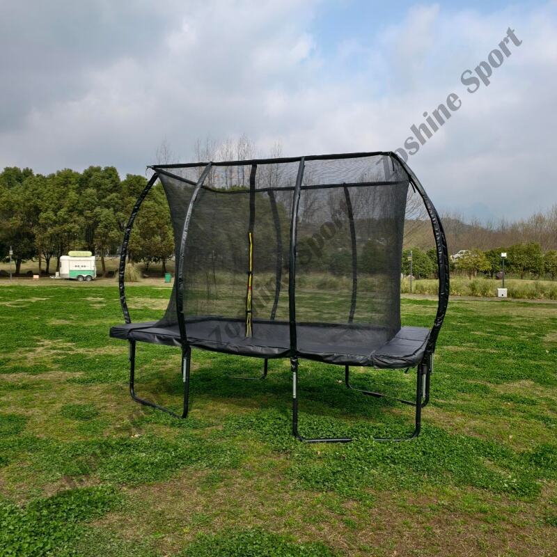 Advanced Technology Integration and Digital Shopping Experience