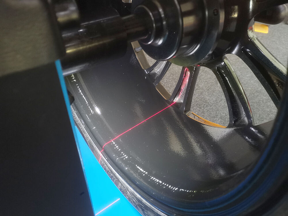 WHEEL BALANCER  TP950 激光3.jpg