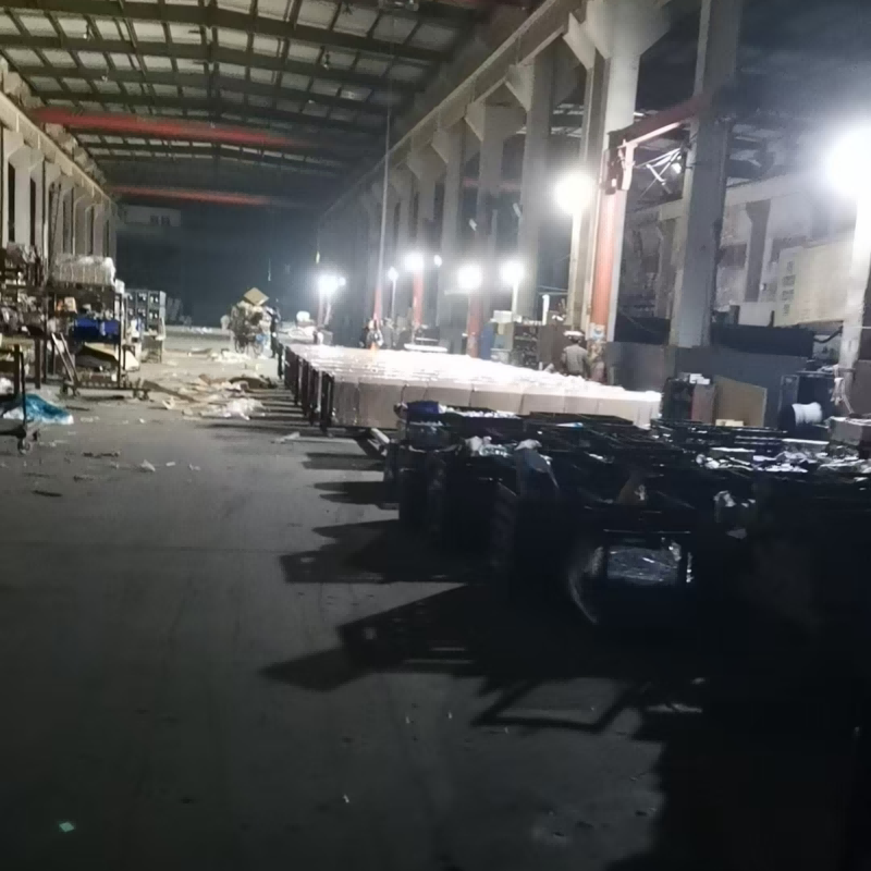 Fanbao Workers Work Overtime to Ensure On-Time Delivery1