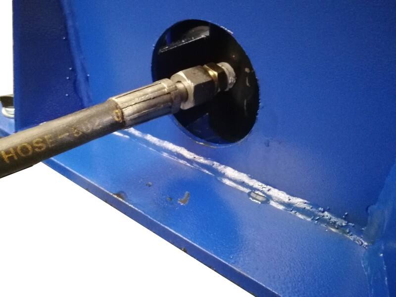 TP-4F Double-Cylinder Hydraulic Lift with Reinforced Base Plate