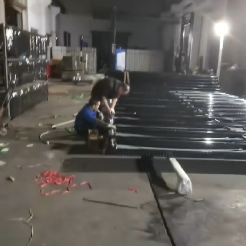 Fanbao Workers Work Overtime to Ensure On-Time Delivery