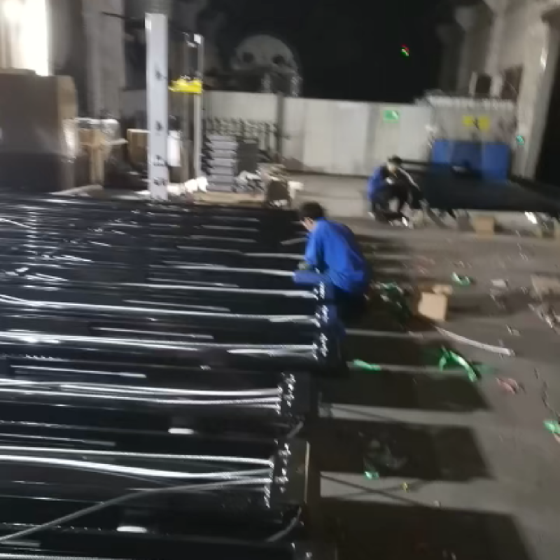 Fanbao Workers Work Overtime to Ensure On-Time Delivery2