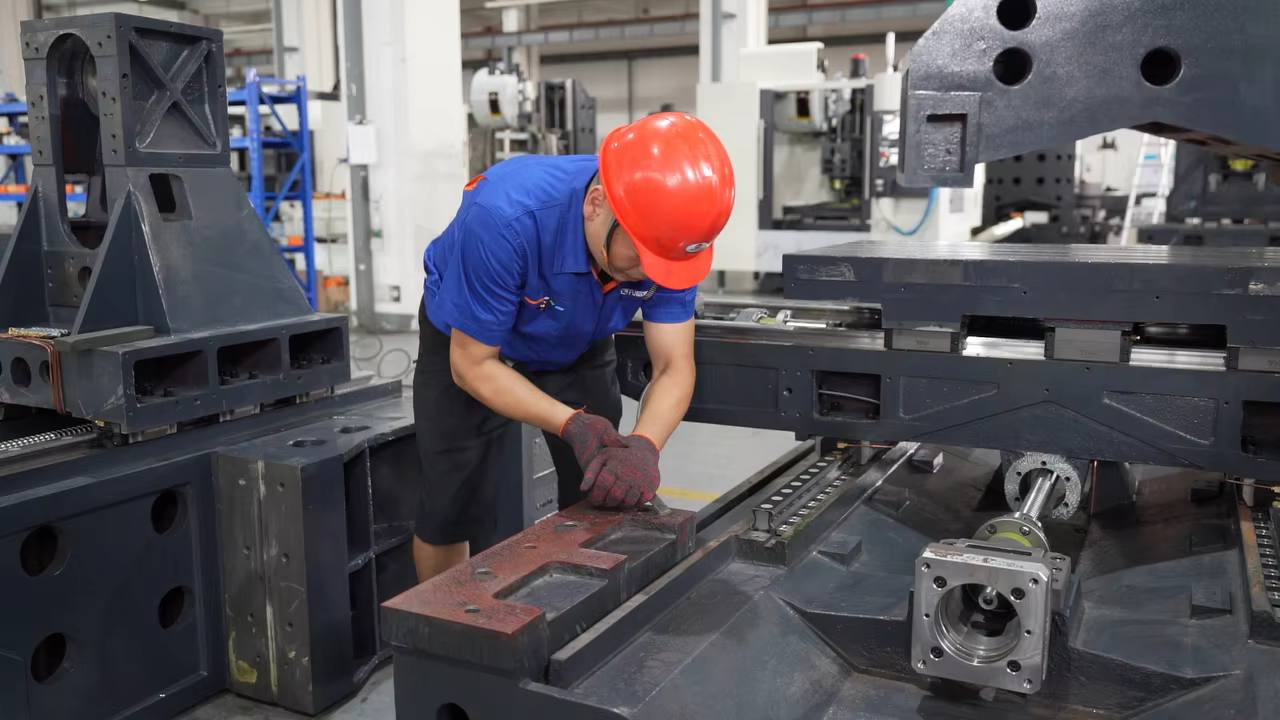 machining center  parts gantry machining center wf 2518 bt50 fanuc heavy duty complaint center-3