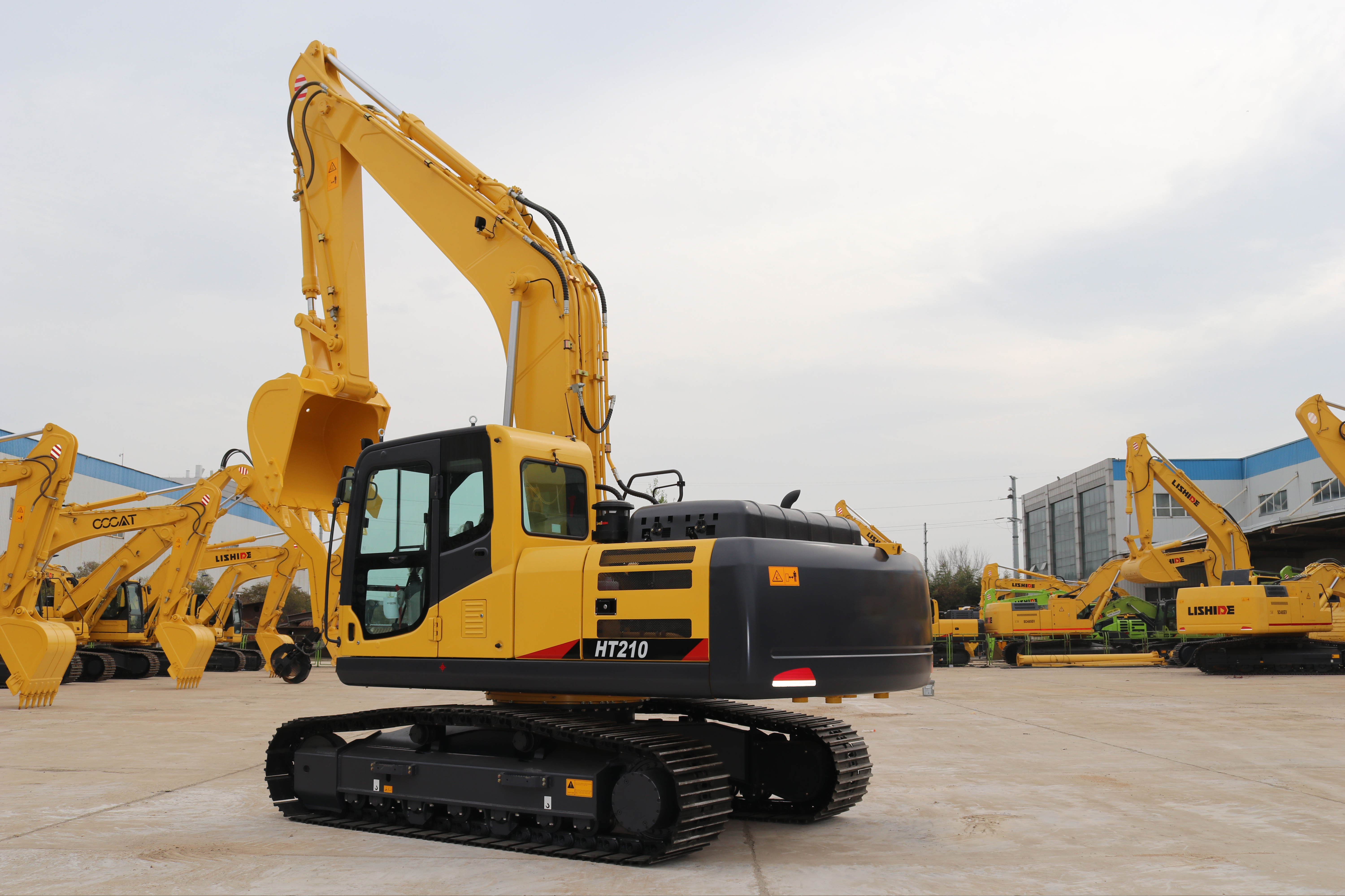 HT210 Large Crawler Excavator