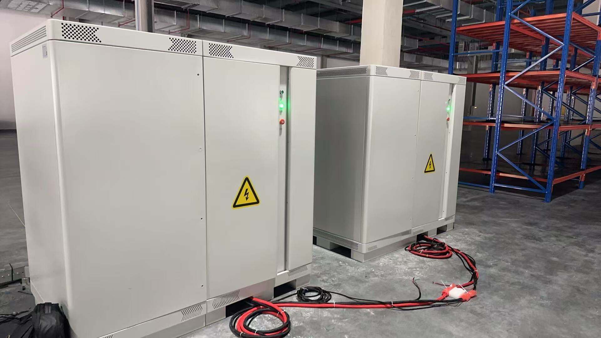 Larg dhe zgjidhje të ndërlargta për aplikime të ndryshme