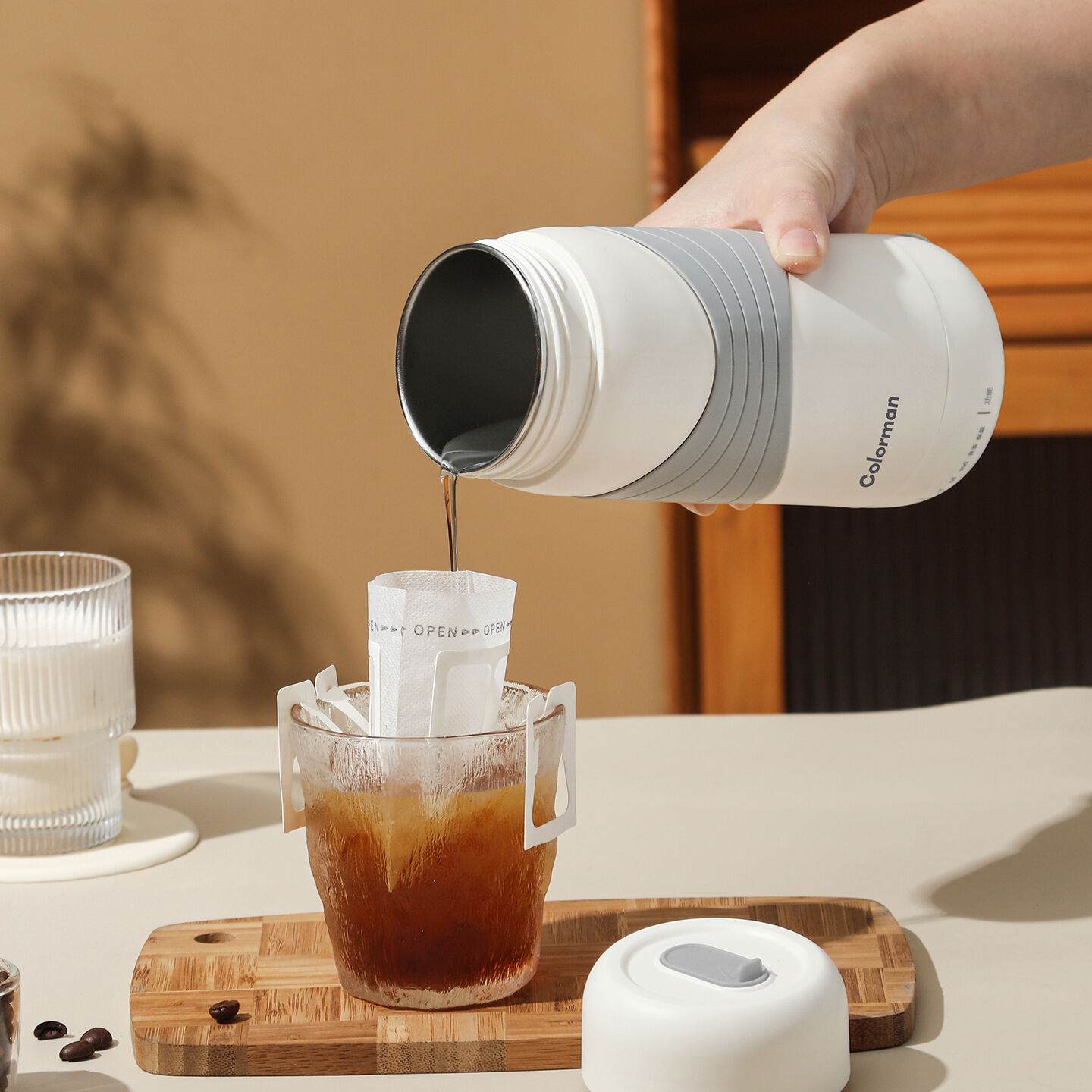 Great Bear Travel 500ML Hot Water Boiler Car Home 304 Stainless Steel Electric Heating Insulation Stew Electric Kettle