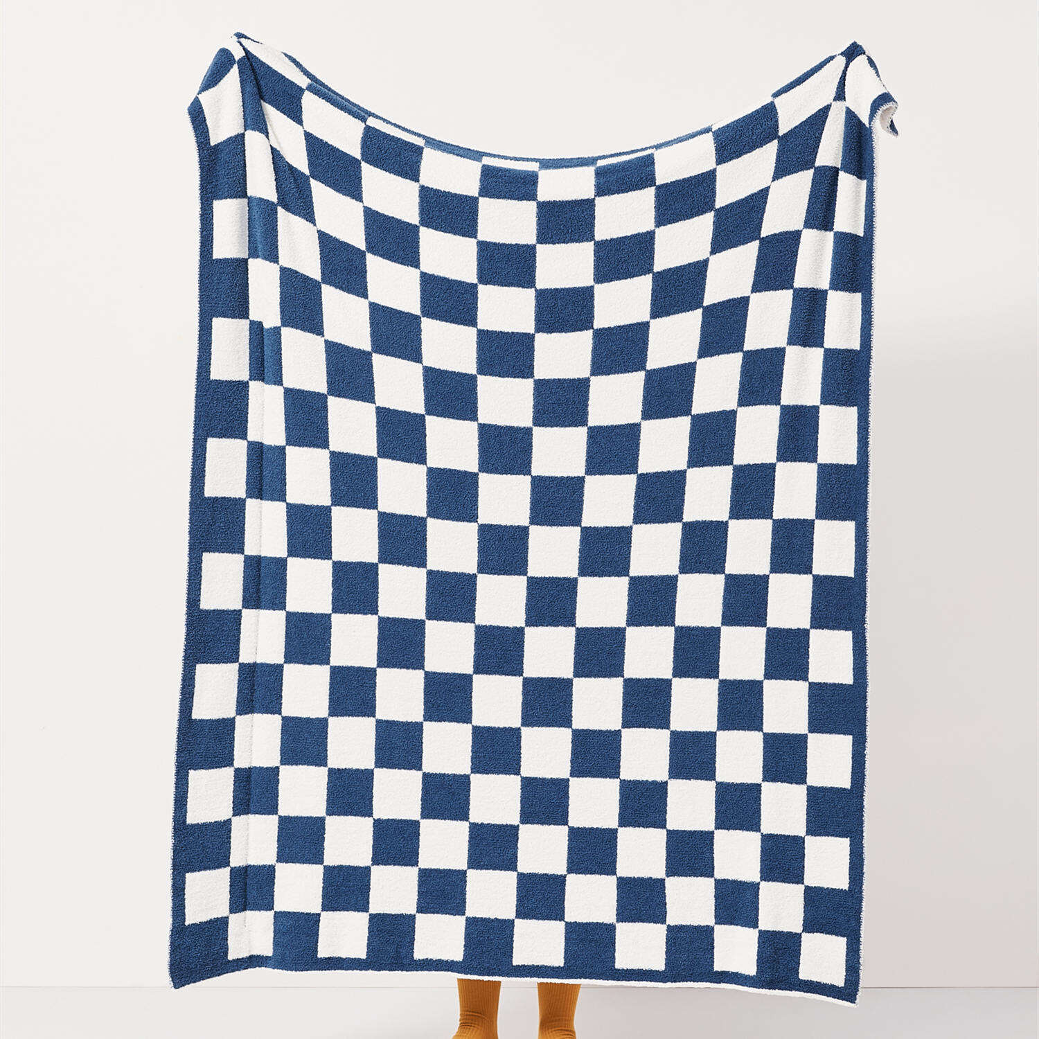 Wholesale New Hot-selling Microfiber United Fashion Checkered 100% Polyester Knitted Throw Blanket for Autumn Winter QPG