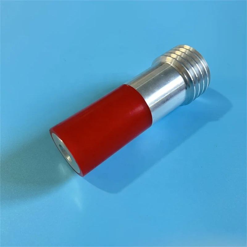 Unikali našumas su B4C purkštuvu