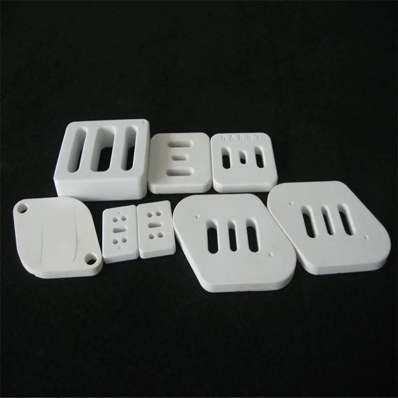 Uovertruffen kvalitet og ydeevne af steatitkeramiske isolatorer