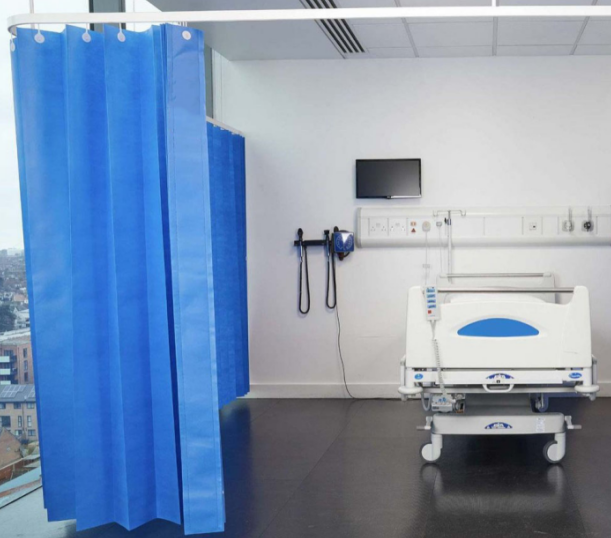 Cilat Materiale Janë Ideale për Curtainat Médikale?